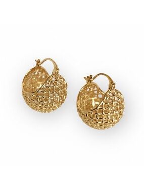 LAST 1🔥 Basketweave Huggie Earrings | 14K Gold Plated | Dainty Waterproof Jewelr